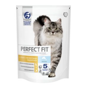 Сухой полнорационный корм PERFECT FIT для взрослых кошек с чувствительным пищеварением, с лососем, 650 г