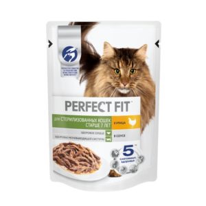 Влажный полнорационный корм PERFECT FIT для стерилизованных кошек старше 7 лет, с курицей в соусе, 75 г