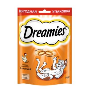 Лакомство для кошек Dreamies подушечки с курицей, 140 г